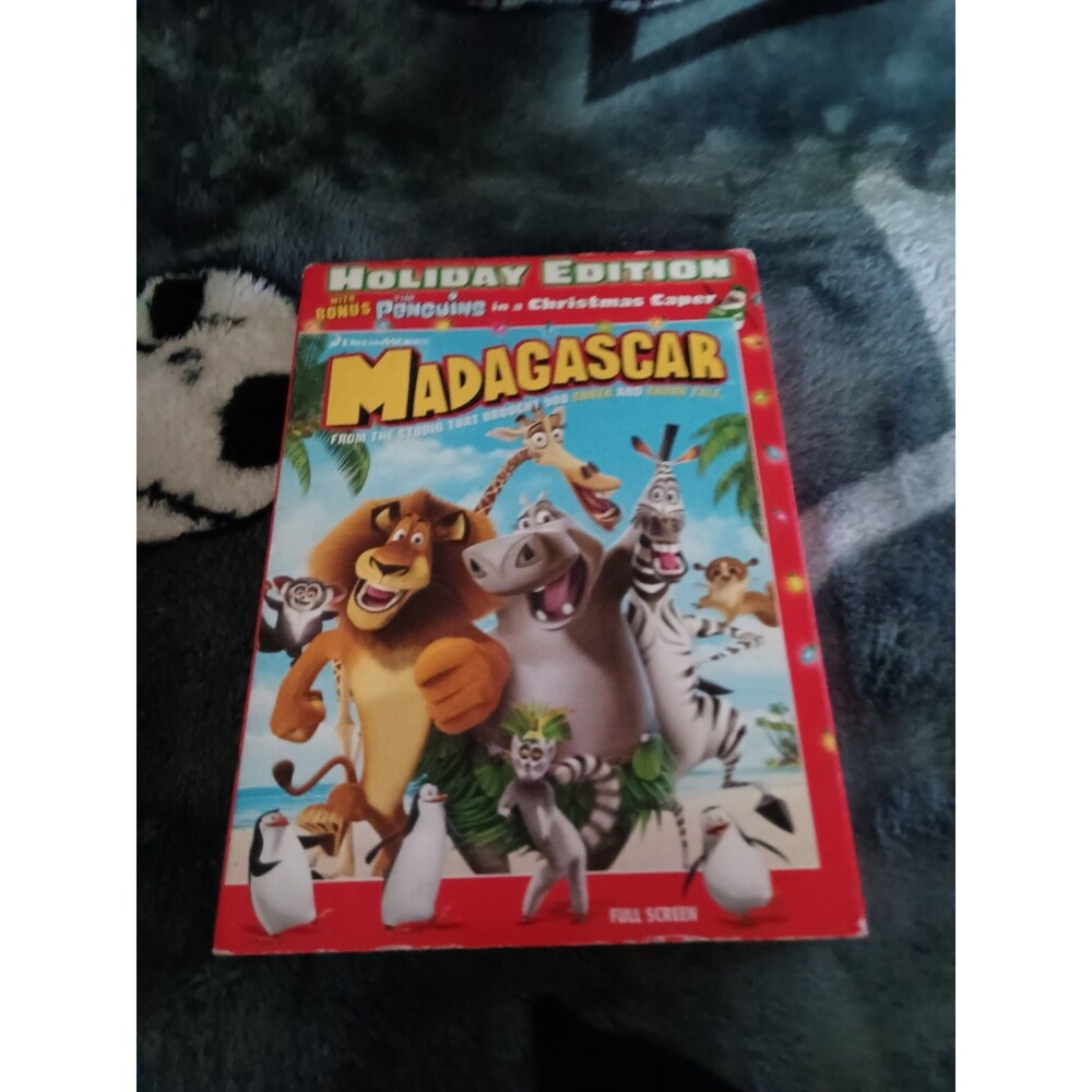 Madagascar (DVD, 2008, Holiday Edition, Full Frame) D87